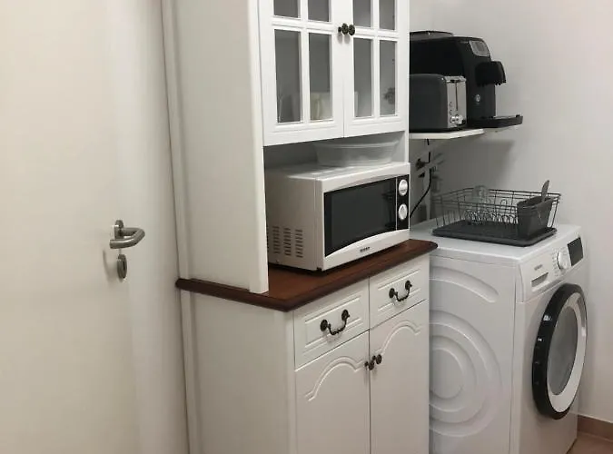 Chen Mit 2 Schlafzimmern, Ebk, Separat Balkon Griesstatt